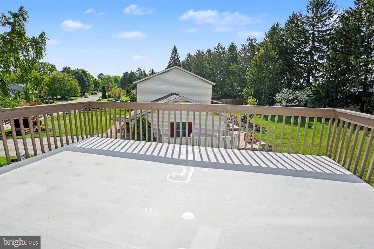 811 Wellington Drive photo 27