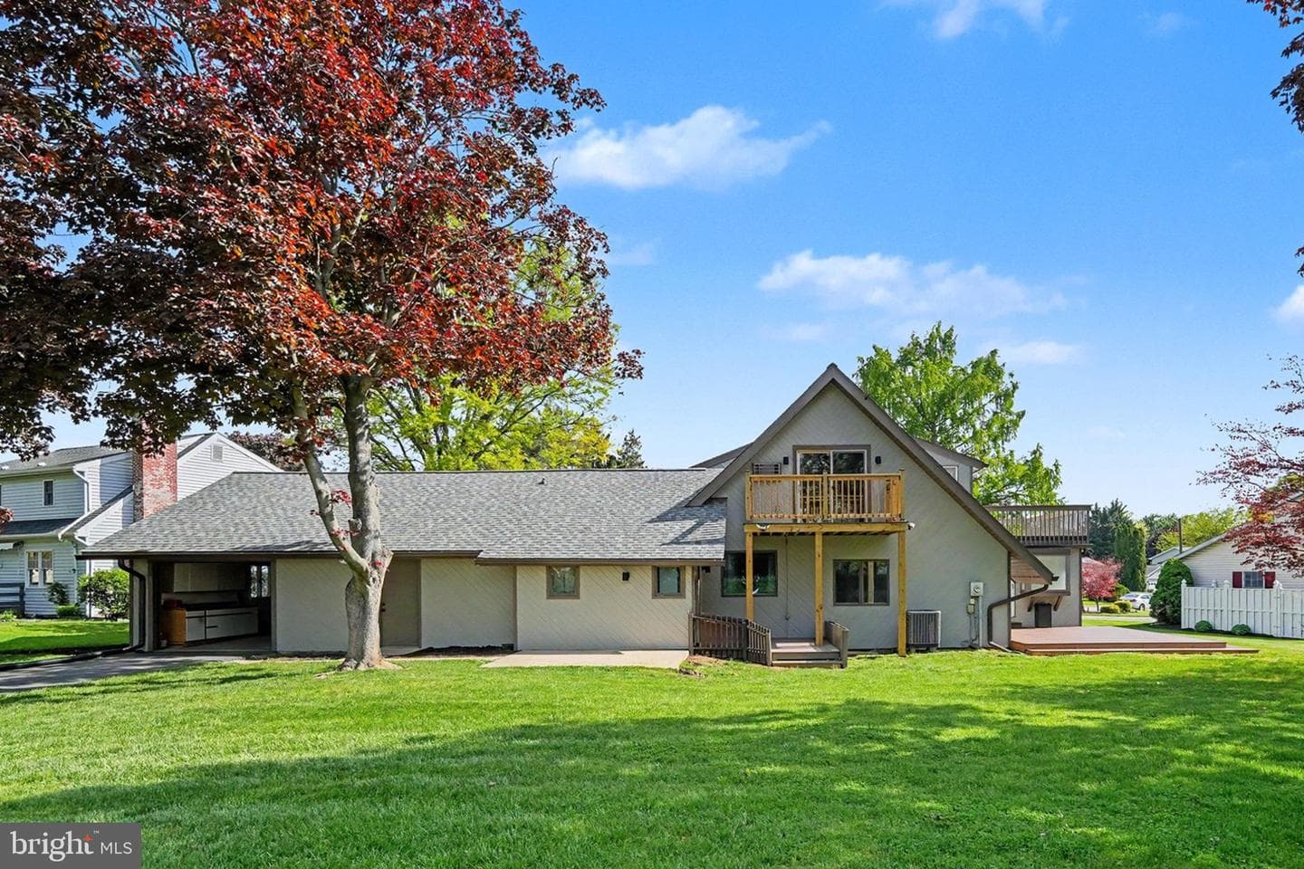 811 Wellington Drive photo 31