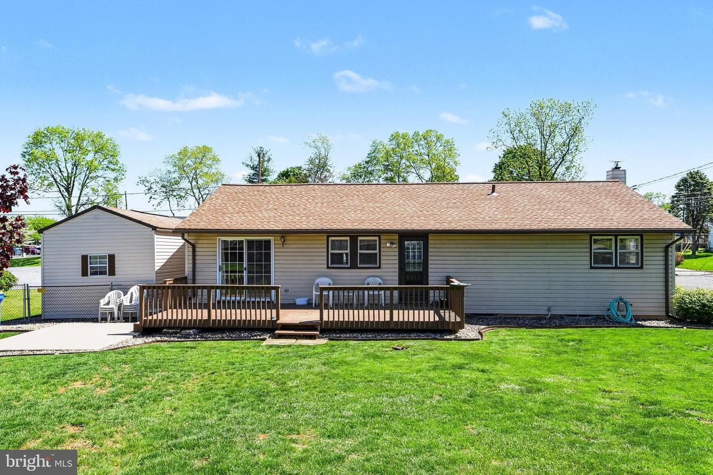 24 Maple Drive photo 34
