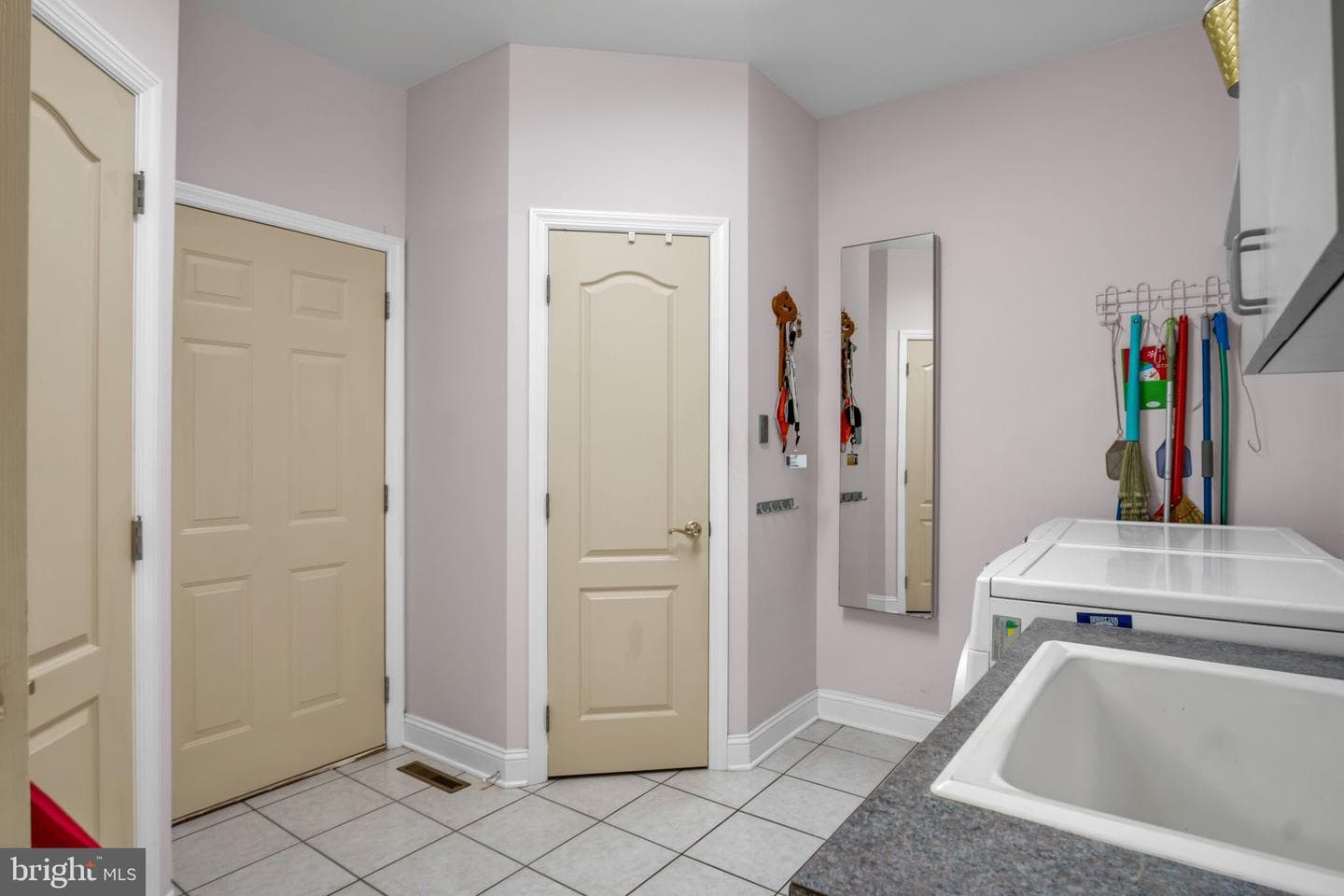 2004 Mountain Pine Drive photo 32