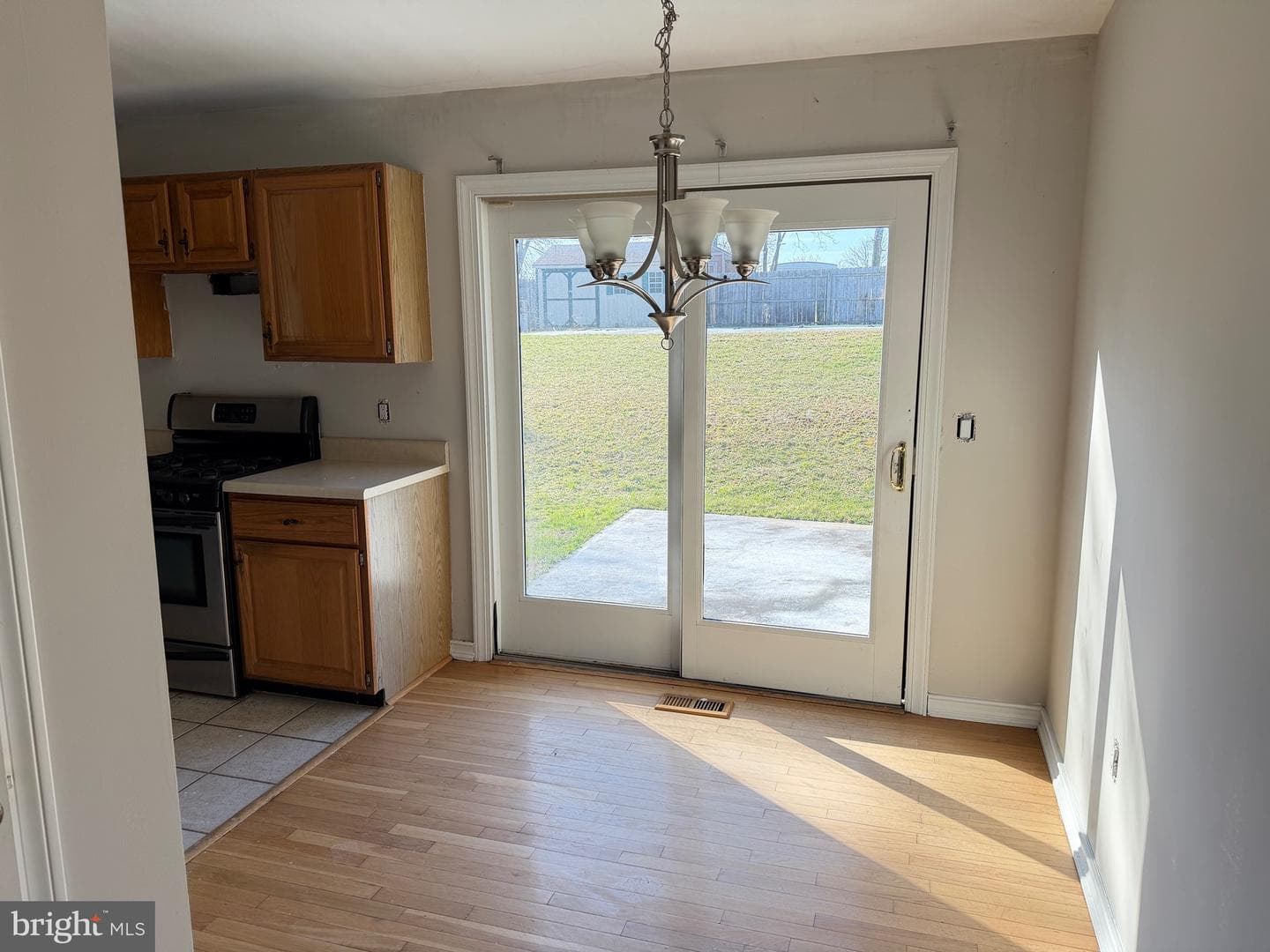 8 Wheatfield Drive photo 10