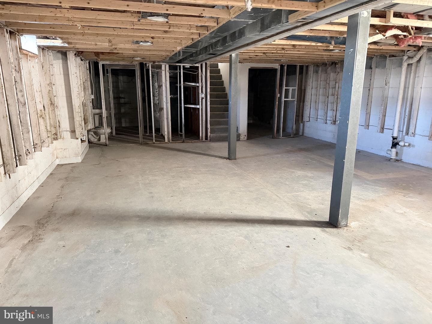 8 Wheatfield Drive photo 16