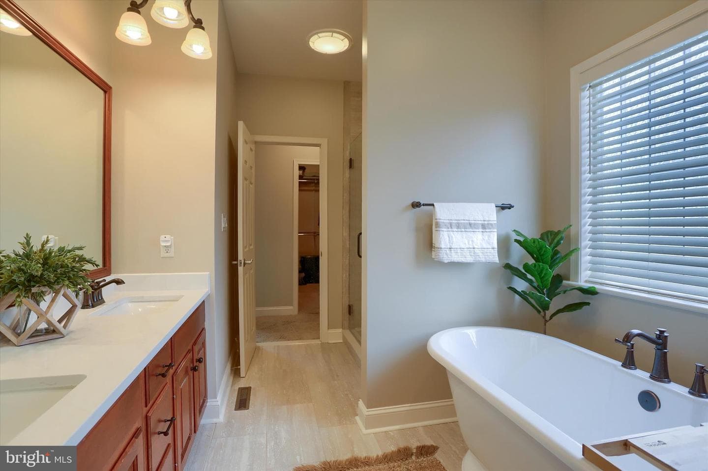 1720 Sawyer Lane photo 32