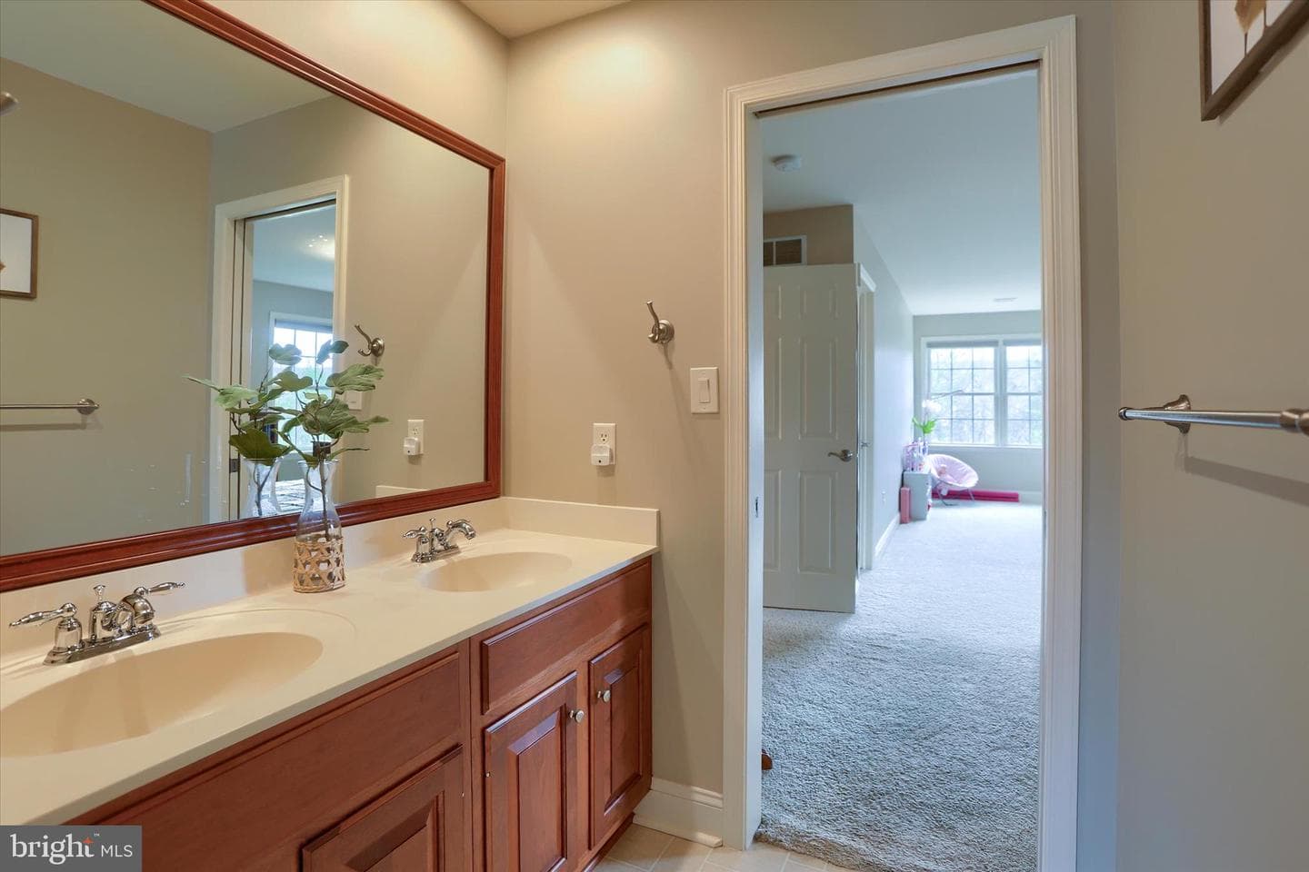 1720 Sawyer Lane photo 44