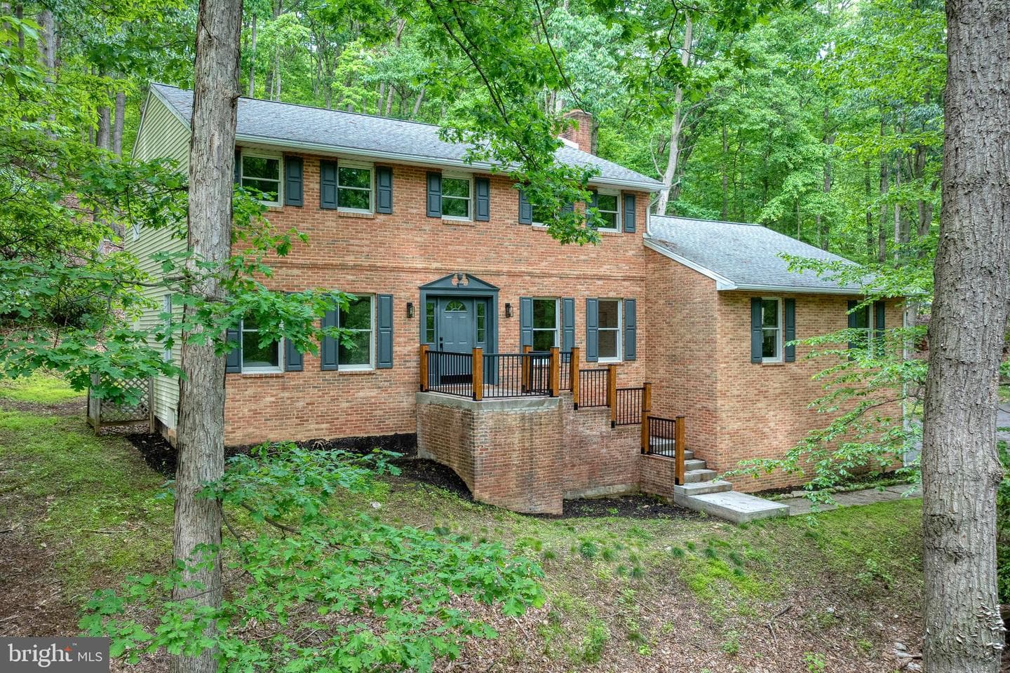 600 Rocky Drive photo 1