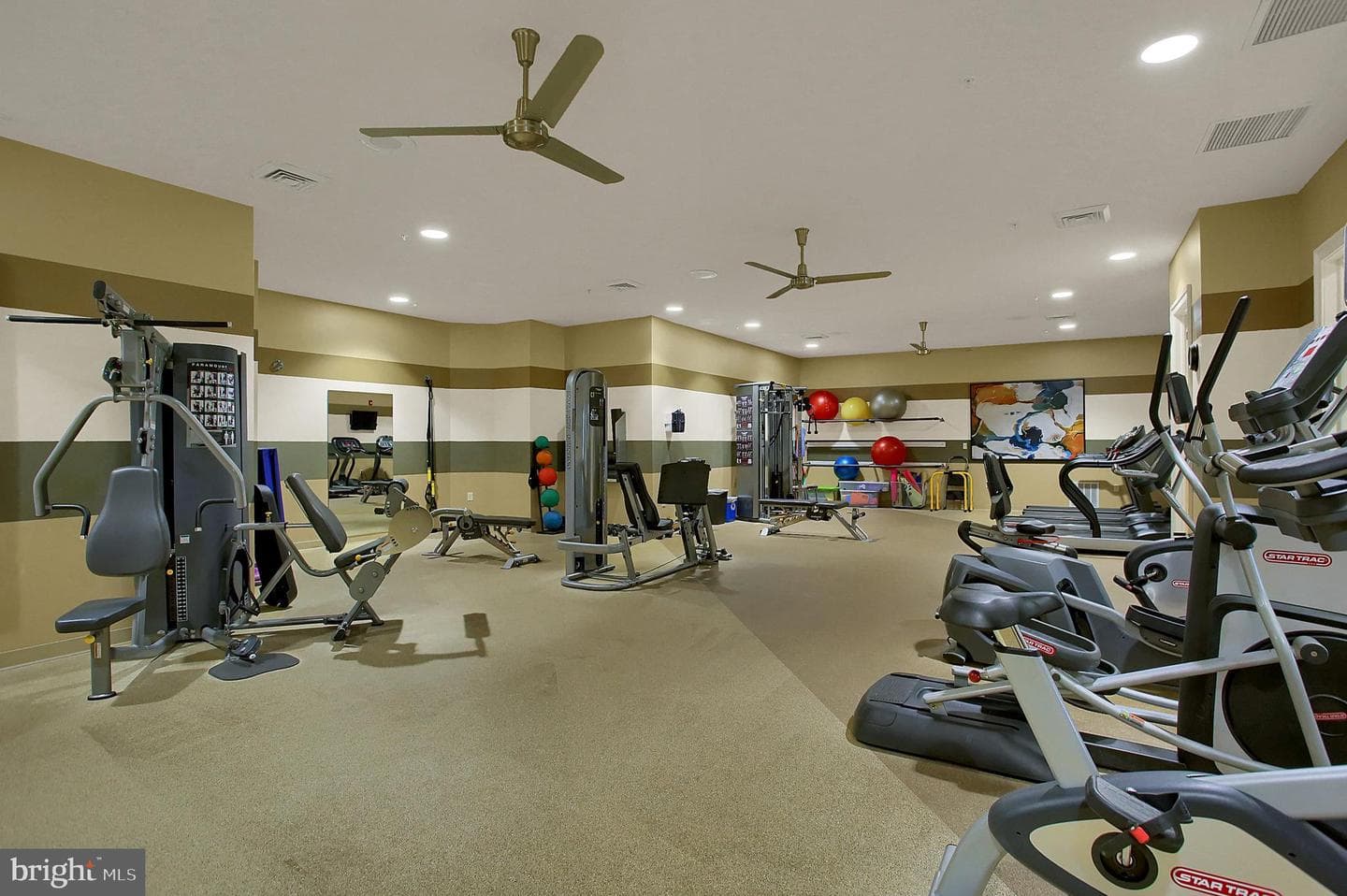 307 Valor Drive photo 48