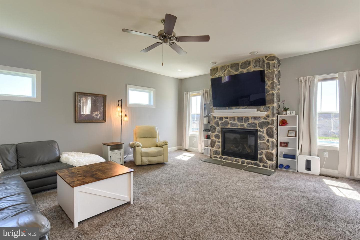 1541 Zestar Drive photo 10