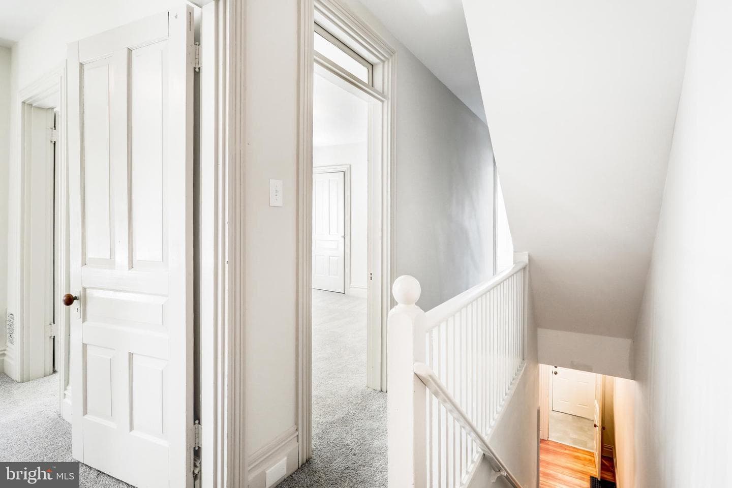 225 N College Street photo 14