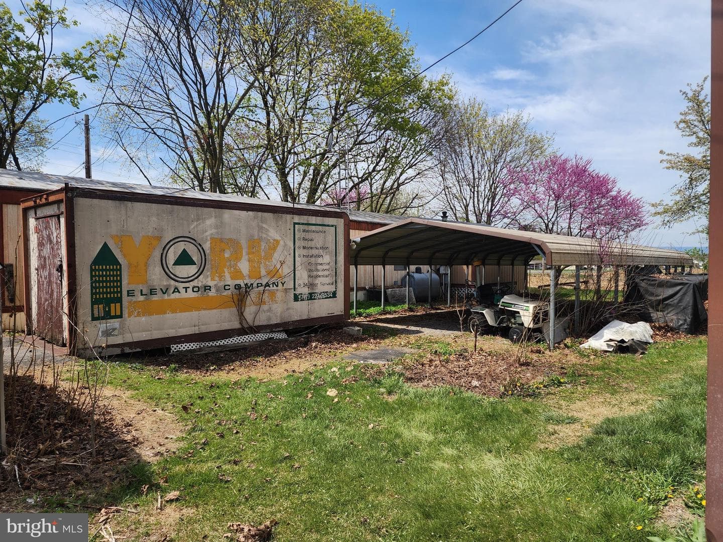 109 Neil Road photo 39