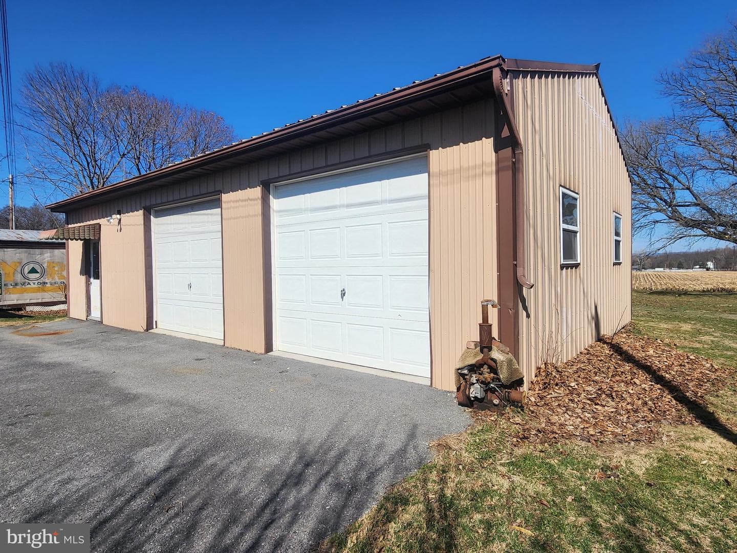 109 Neil Road photo 51