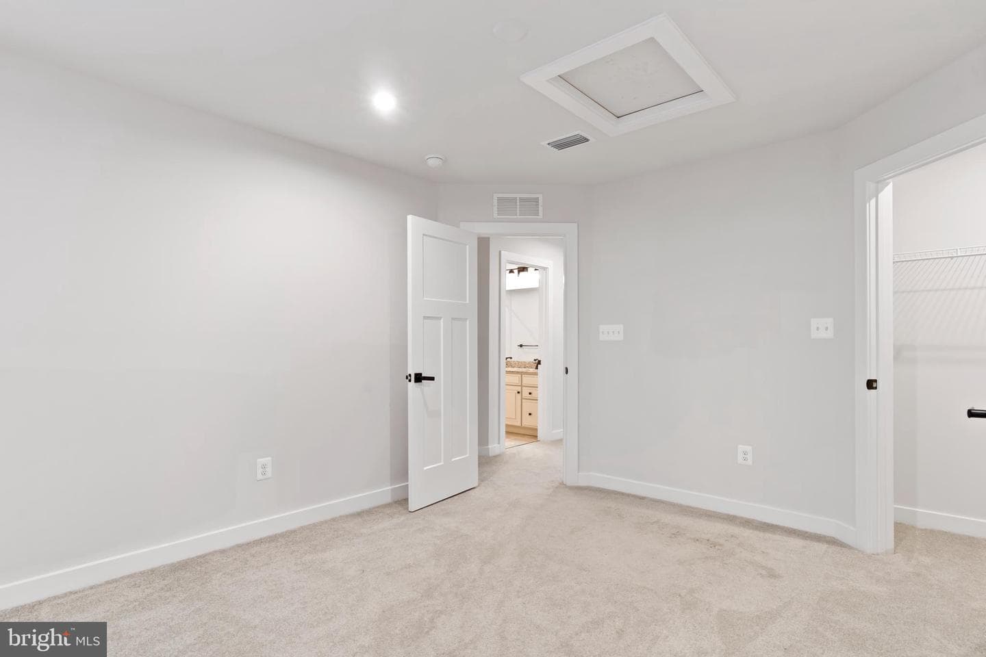 204 Harrier Drive photo 31