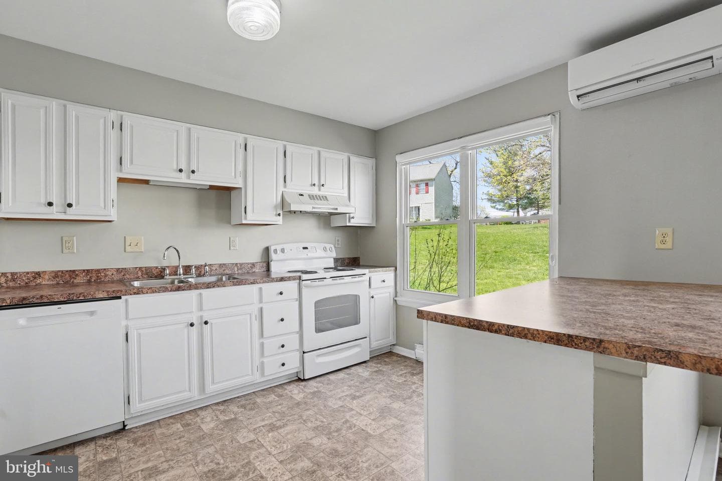 18 Dartmouth Court photo 8