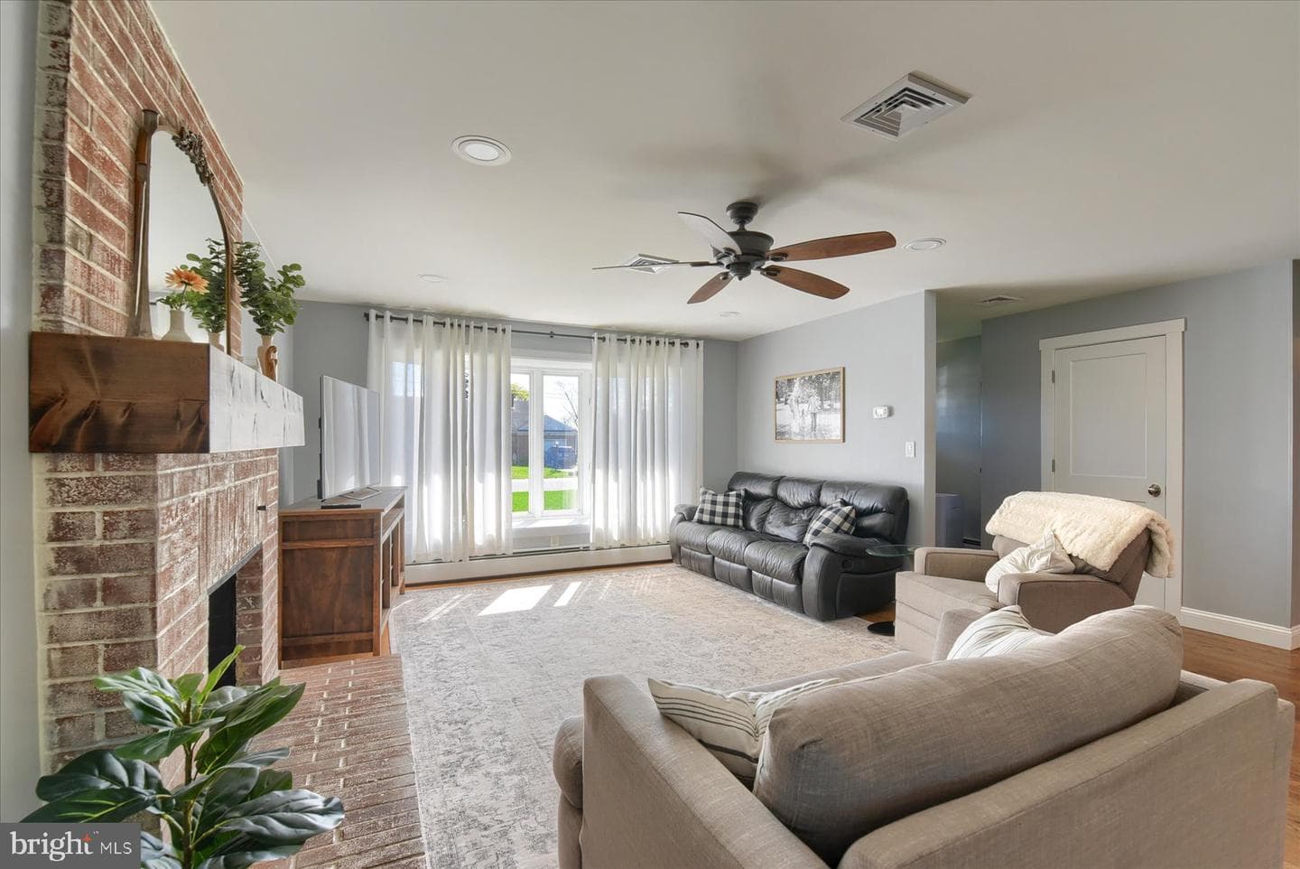 1838 Ridgeview Drive photo 16