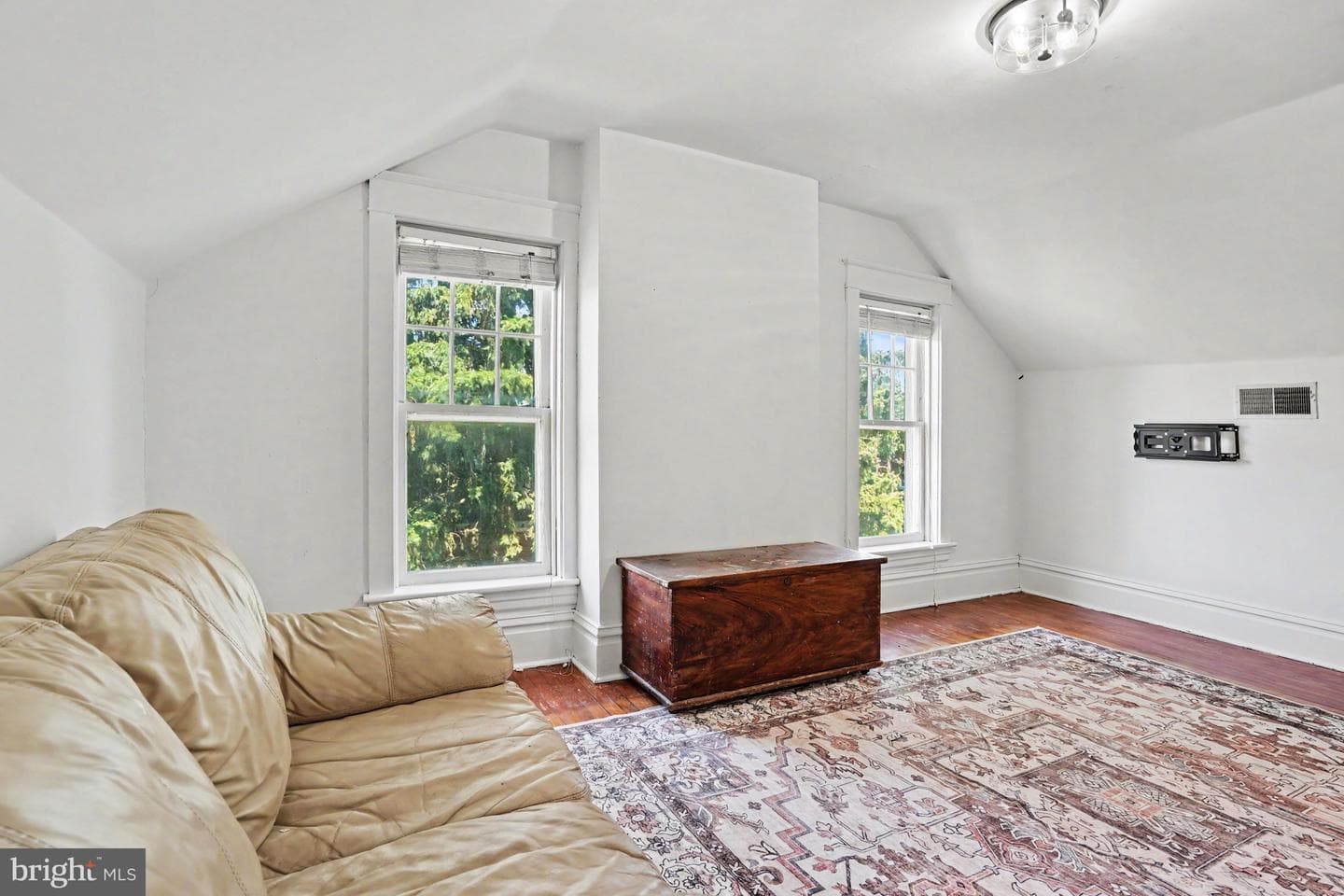 623 3rd Street photo 26