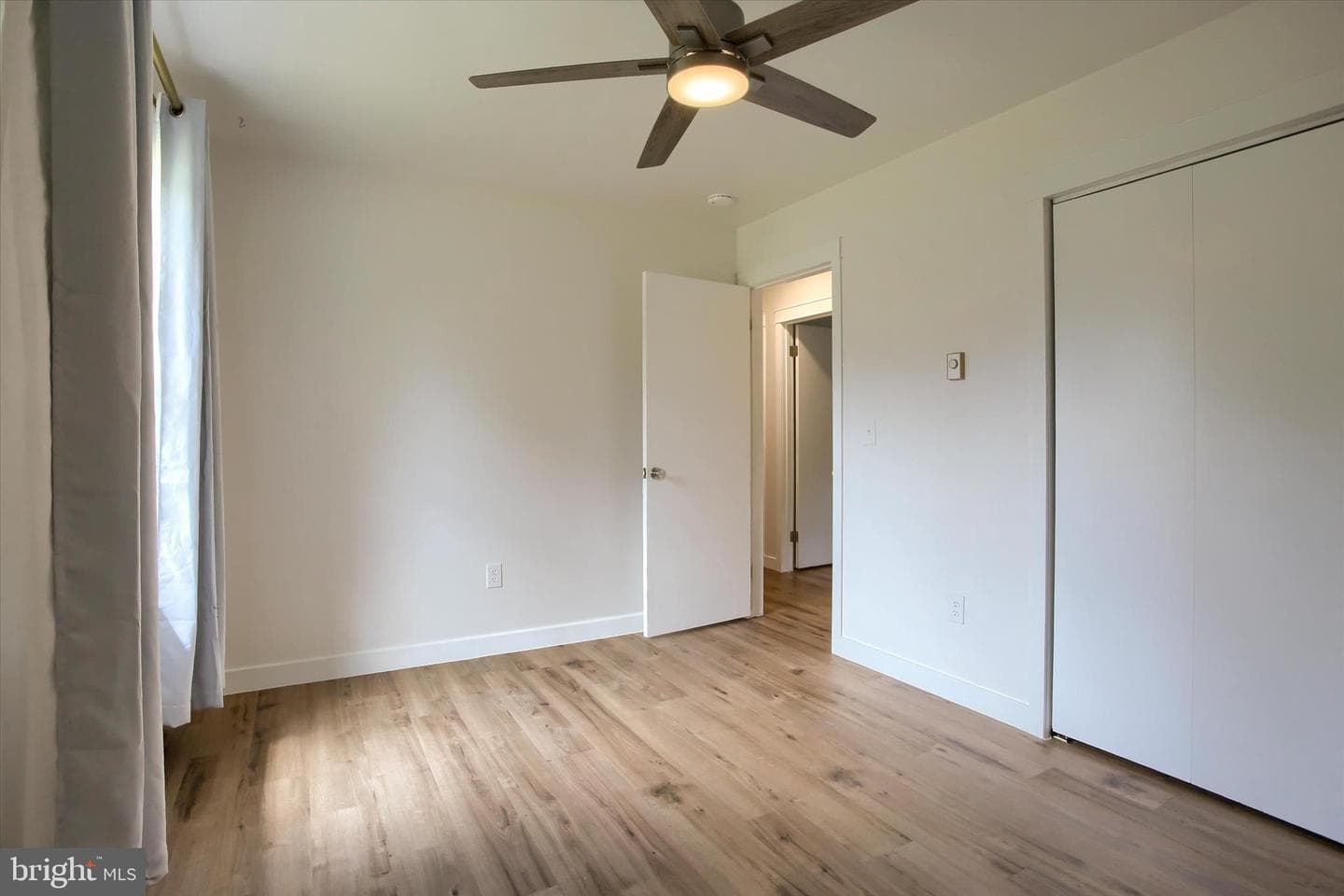 313 Croghan Drive photo 27