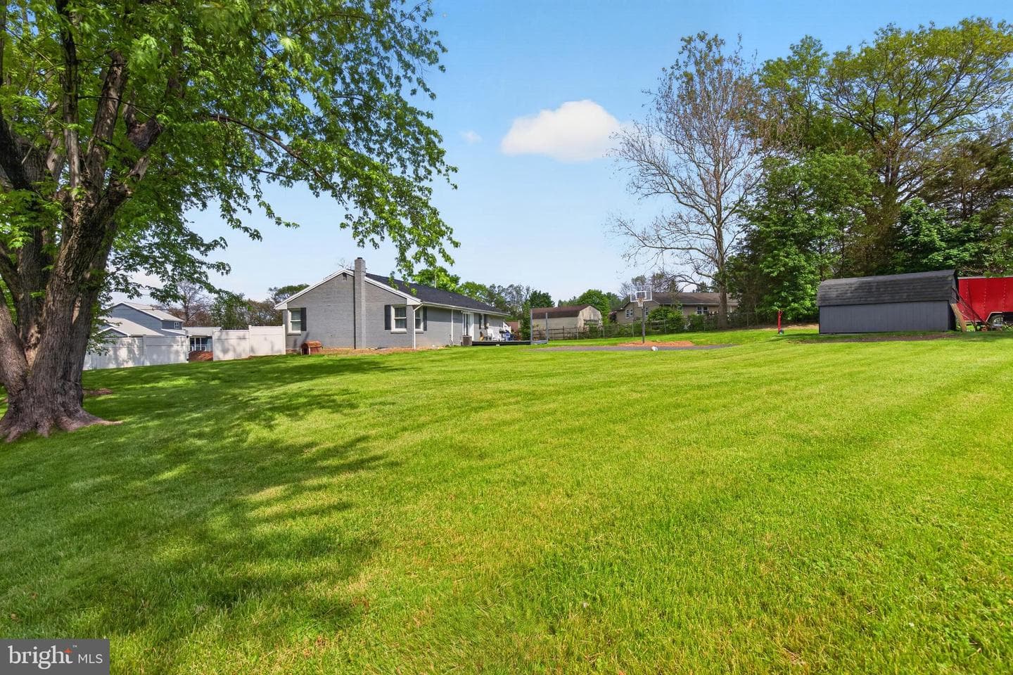 12 White Birch Avenue photo 29