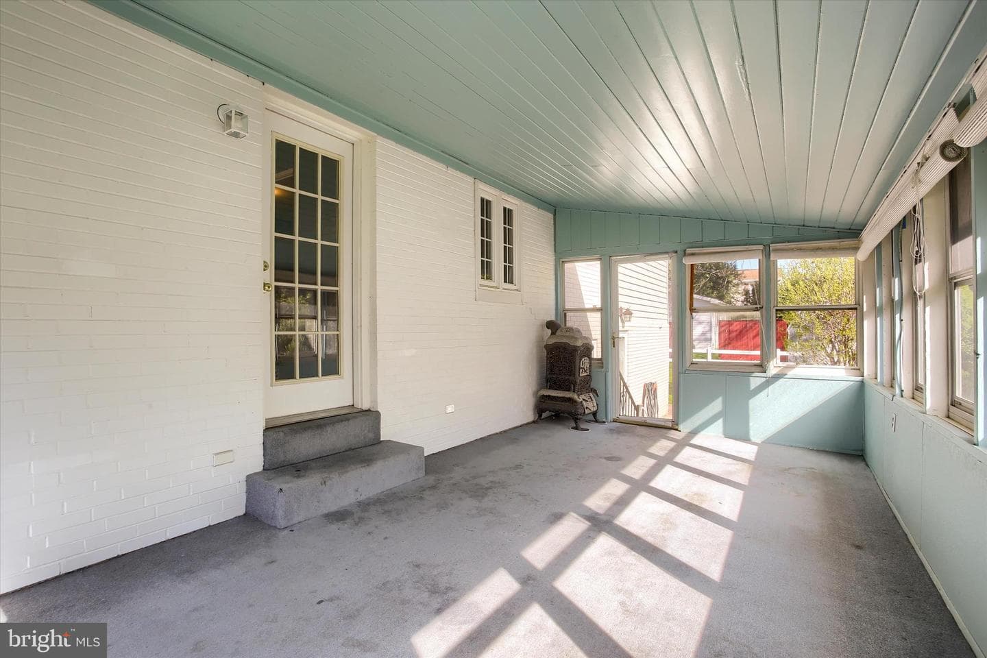 25 Oak Avenue photo 17