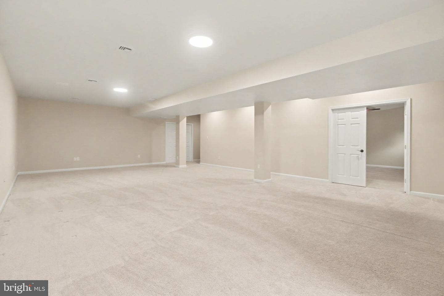 1405 Summit Way photo 42