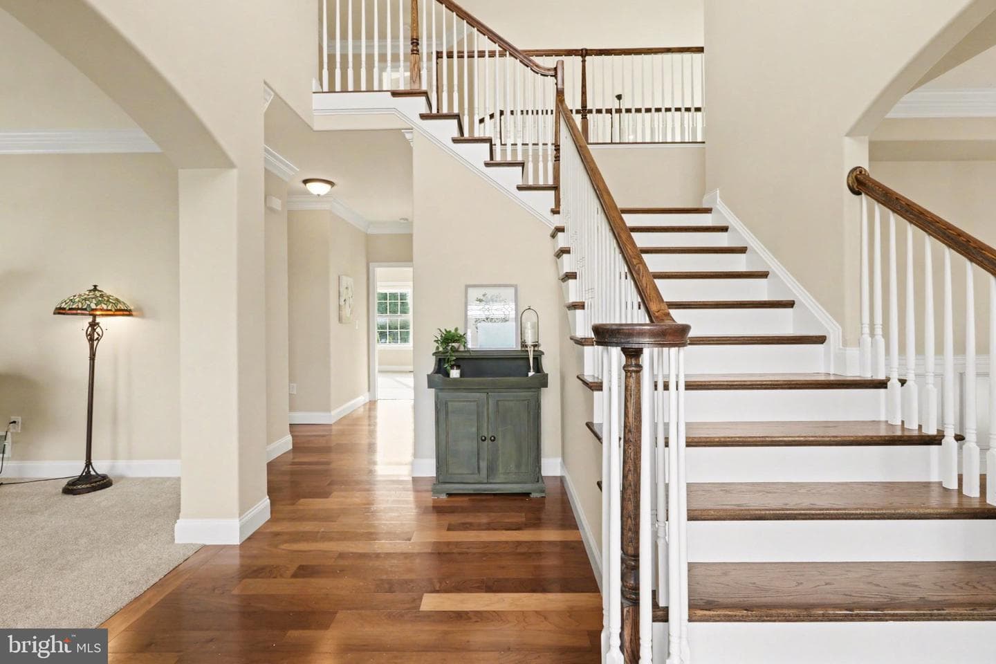 1405 Summit Way photo 6