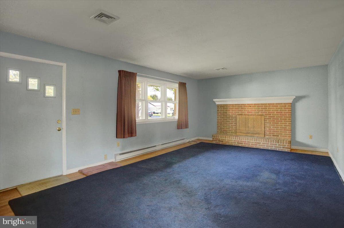 9 Shady Lane photo 6