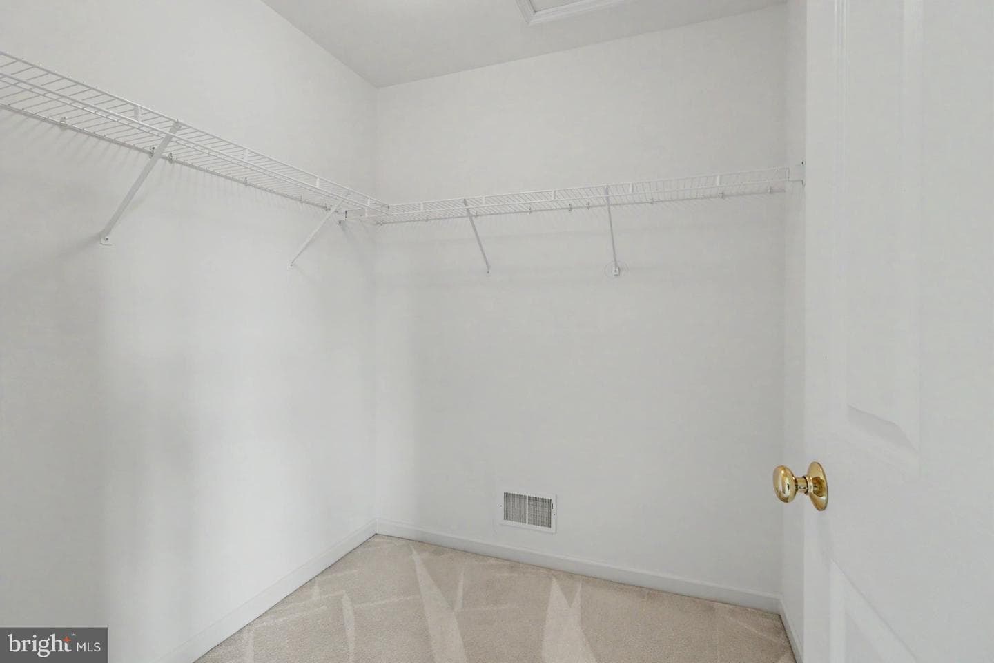 1103 Wansford Road photo 39