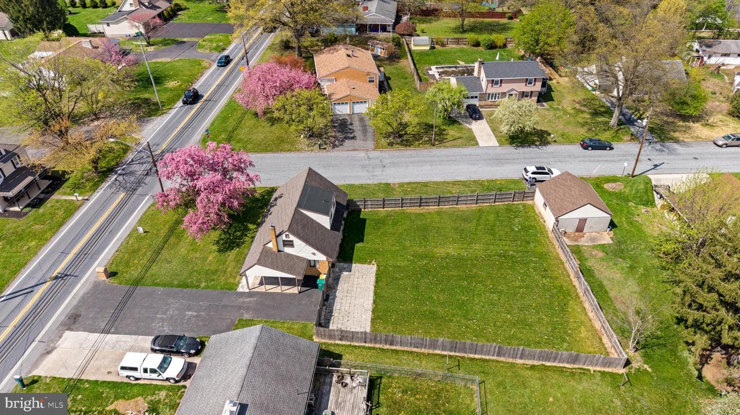917 Wertzville Road photo 37