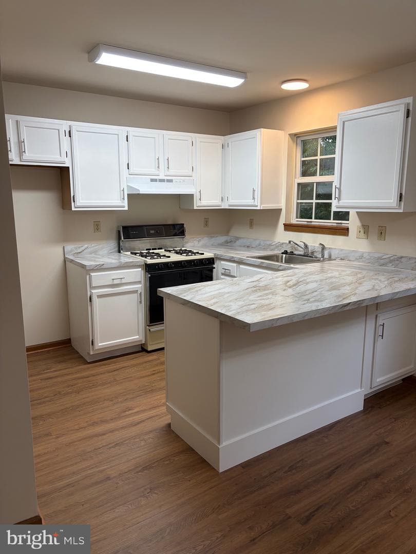 1006 Rebecca Street photo 28