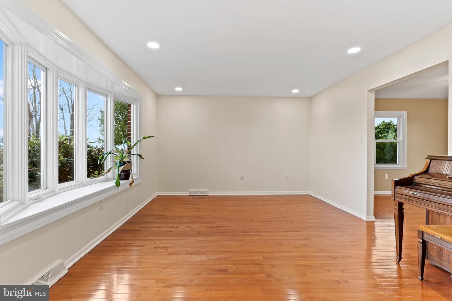 1393 Lutztown Road photo 6