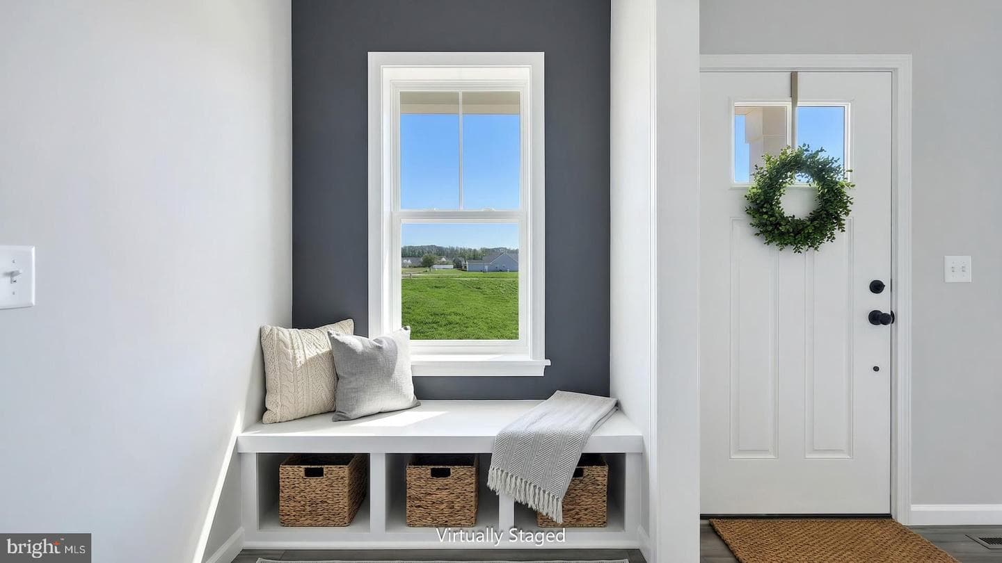 615 Estate Drive photo 7