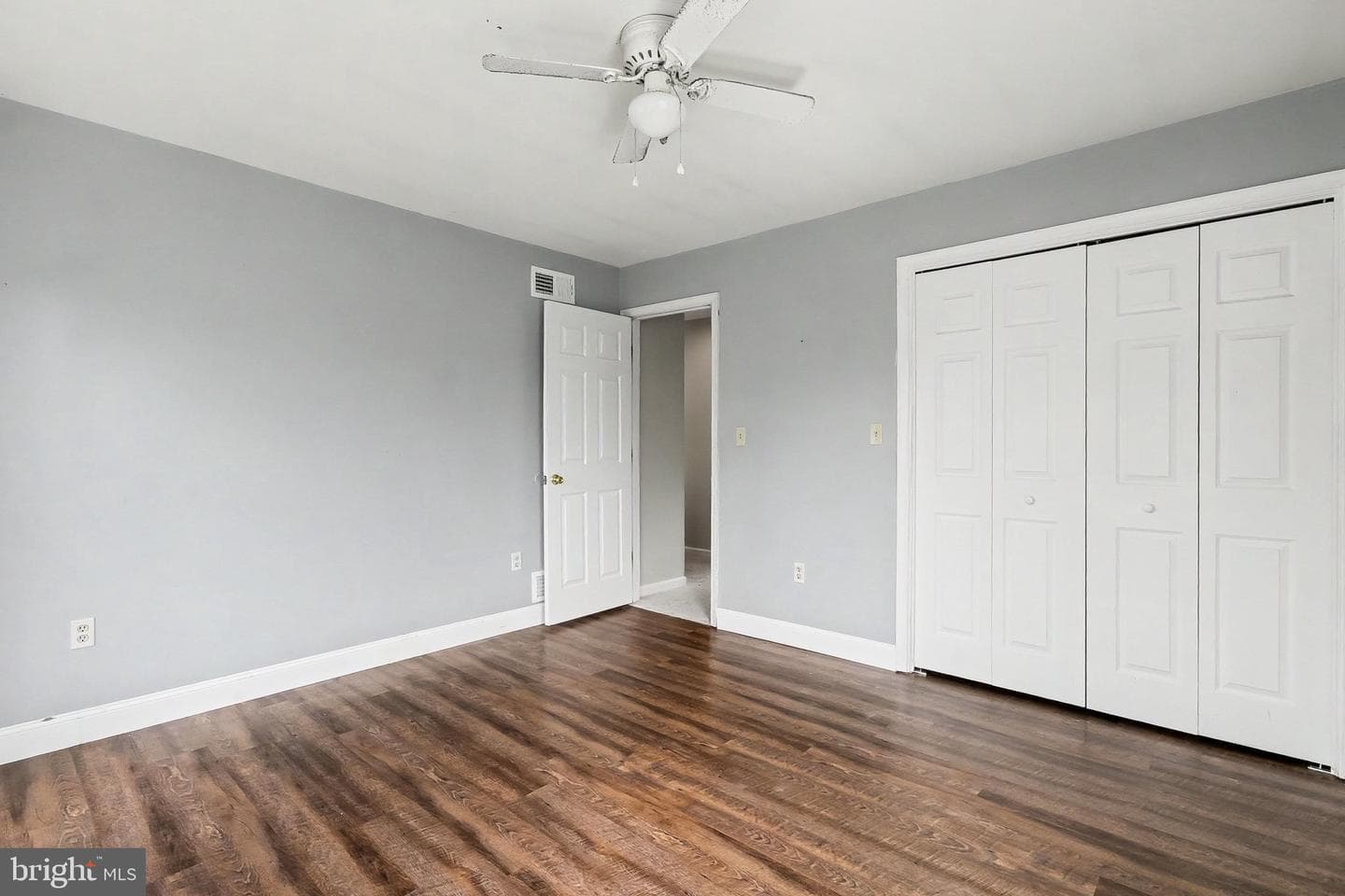 14 Royal Drive photo 22