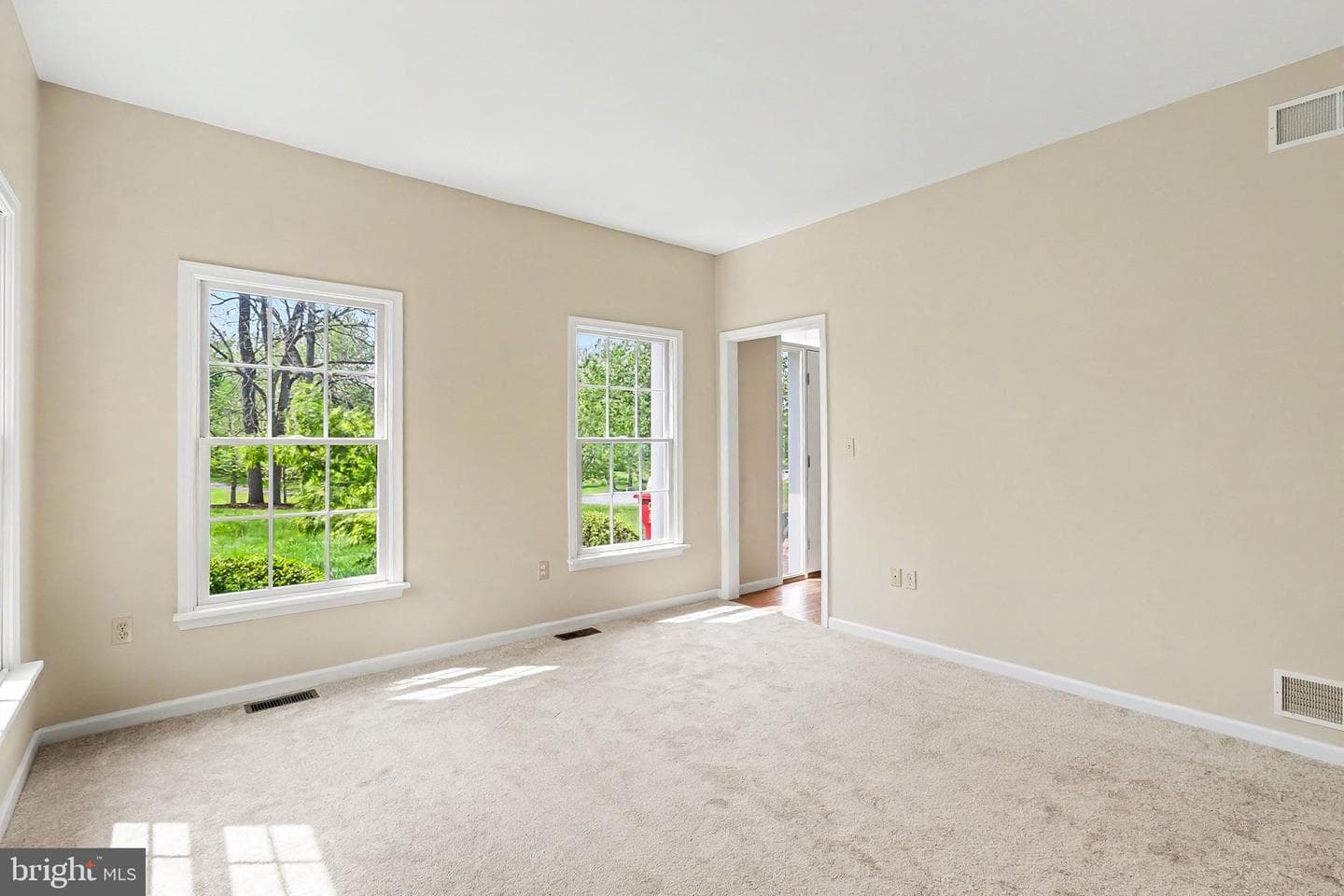 14 Royal Drive photo 24