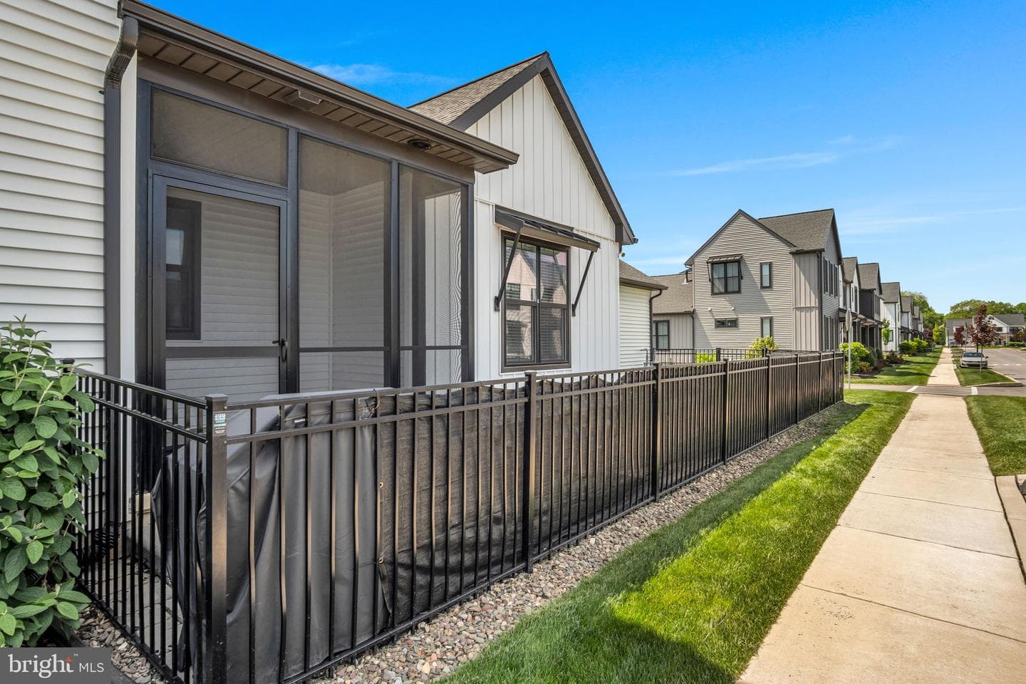 215 Estate Drive photo 29