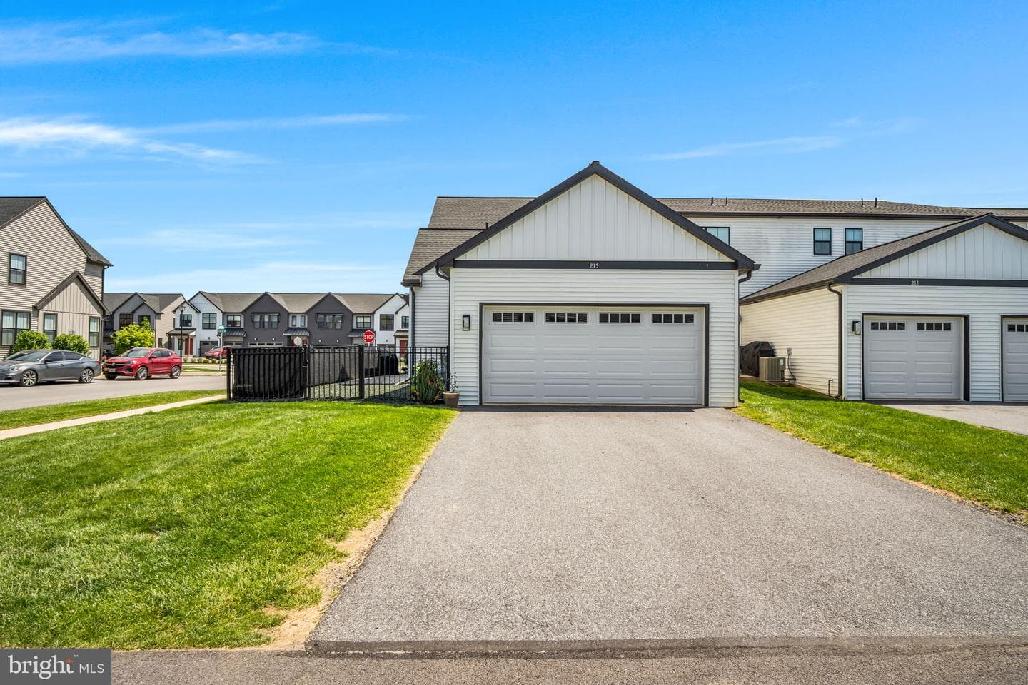 215 Estate Drive photo 31