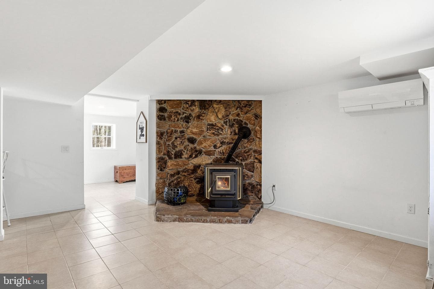662 Shannon Road photo 30