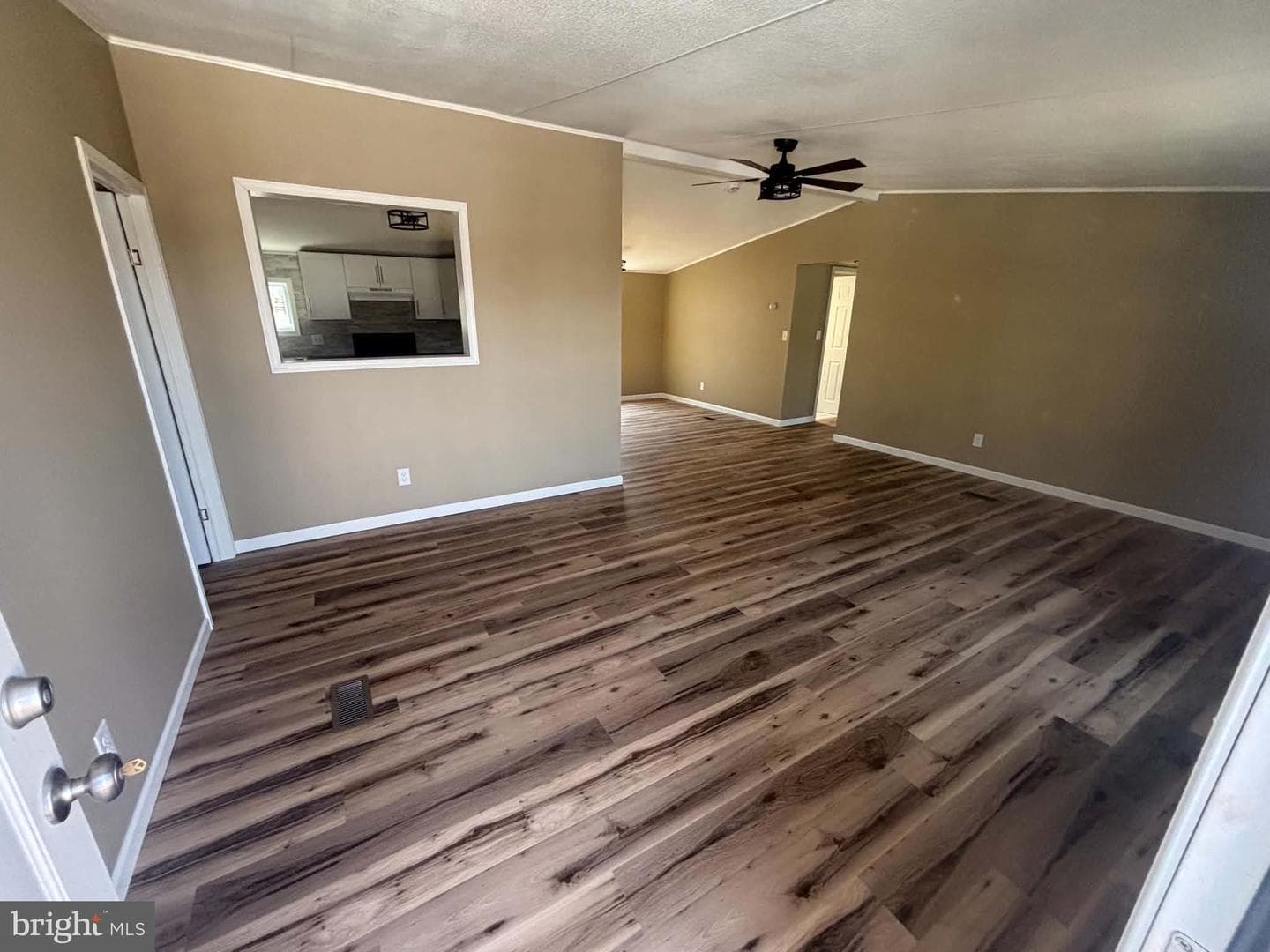 182 Rustic Drive photo 3