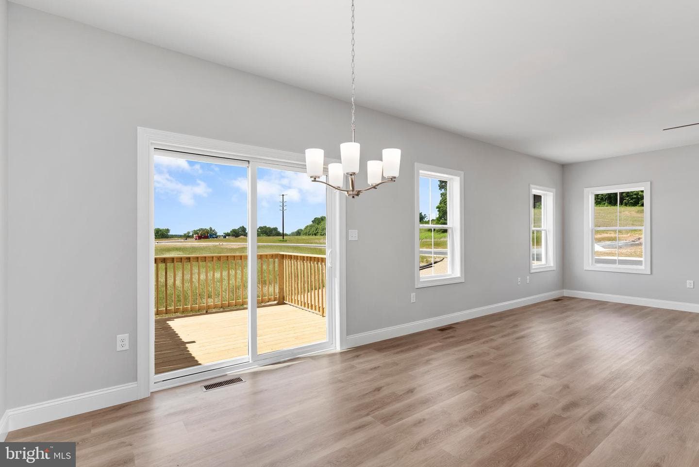 661 Brittany Drive photo 7