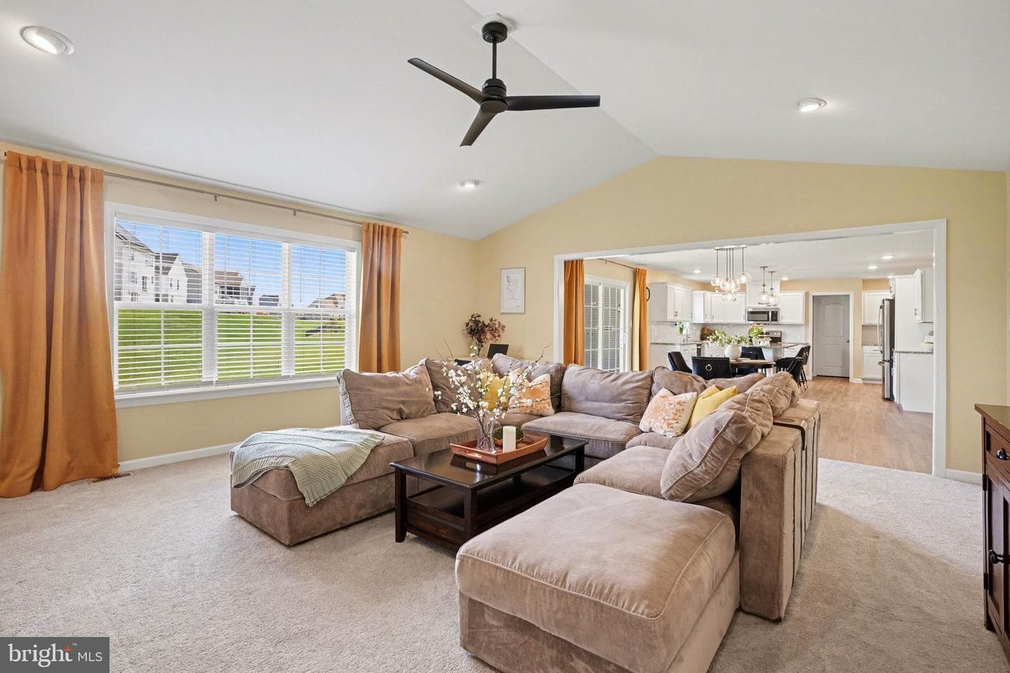 475 Apple Hollow Road photo 3