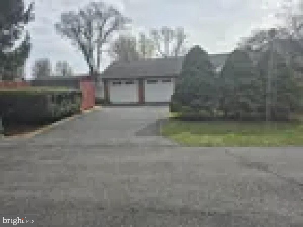 21 Richard Road photo 3