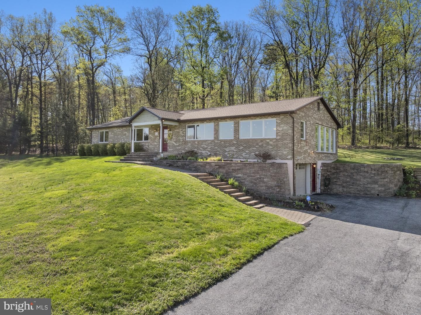 96 Peach Glen Road photo 4