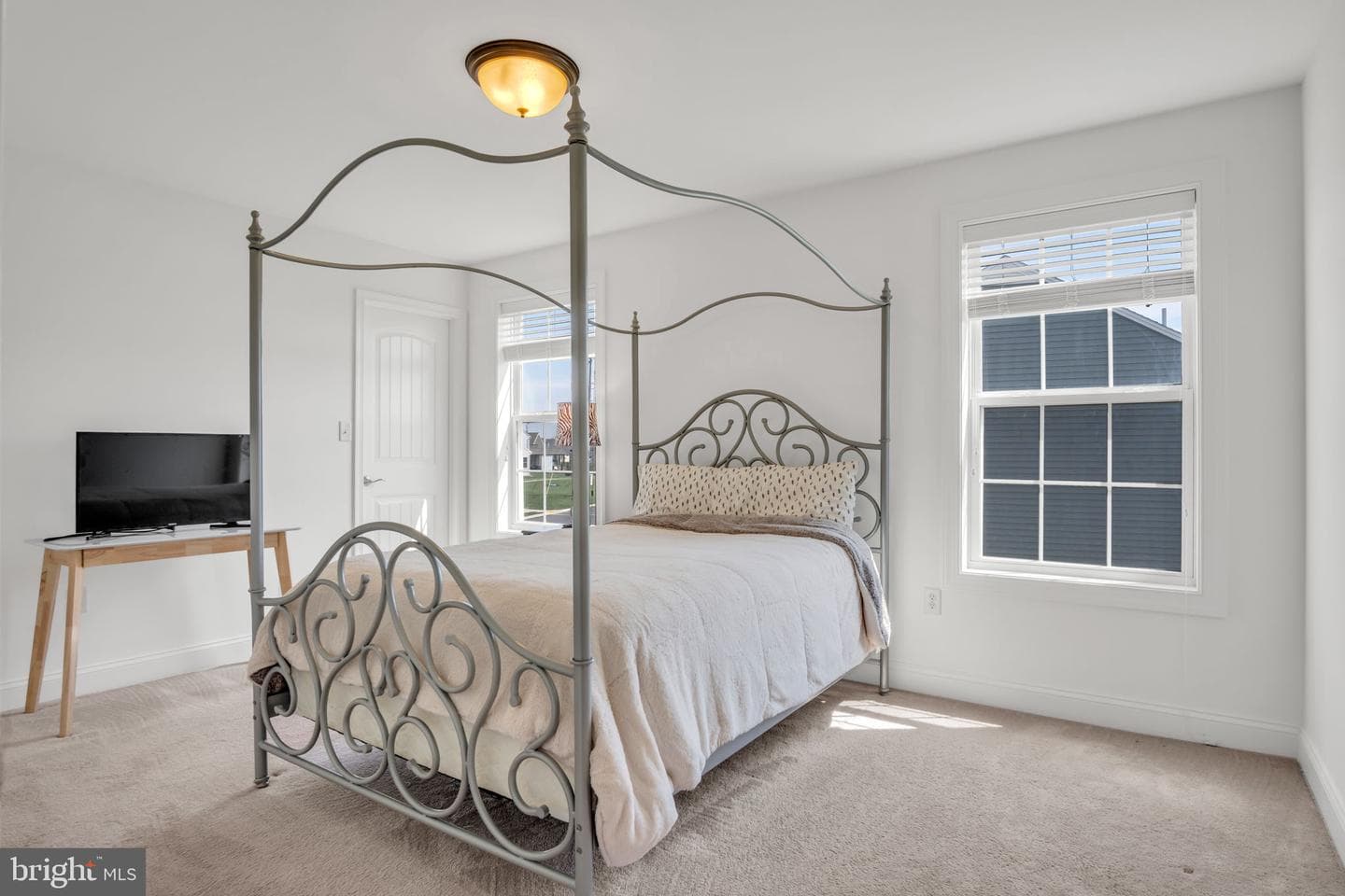 52 Danbury Drive photo 37