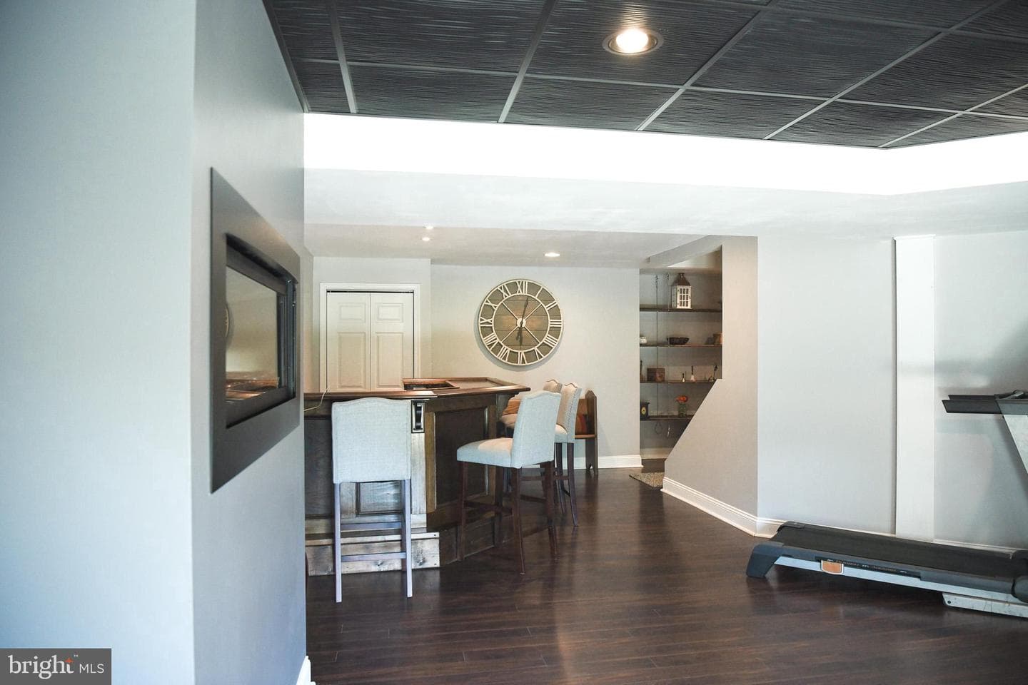 2034 Liberty Drive photo 33