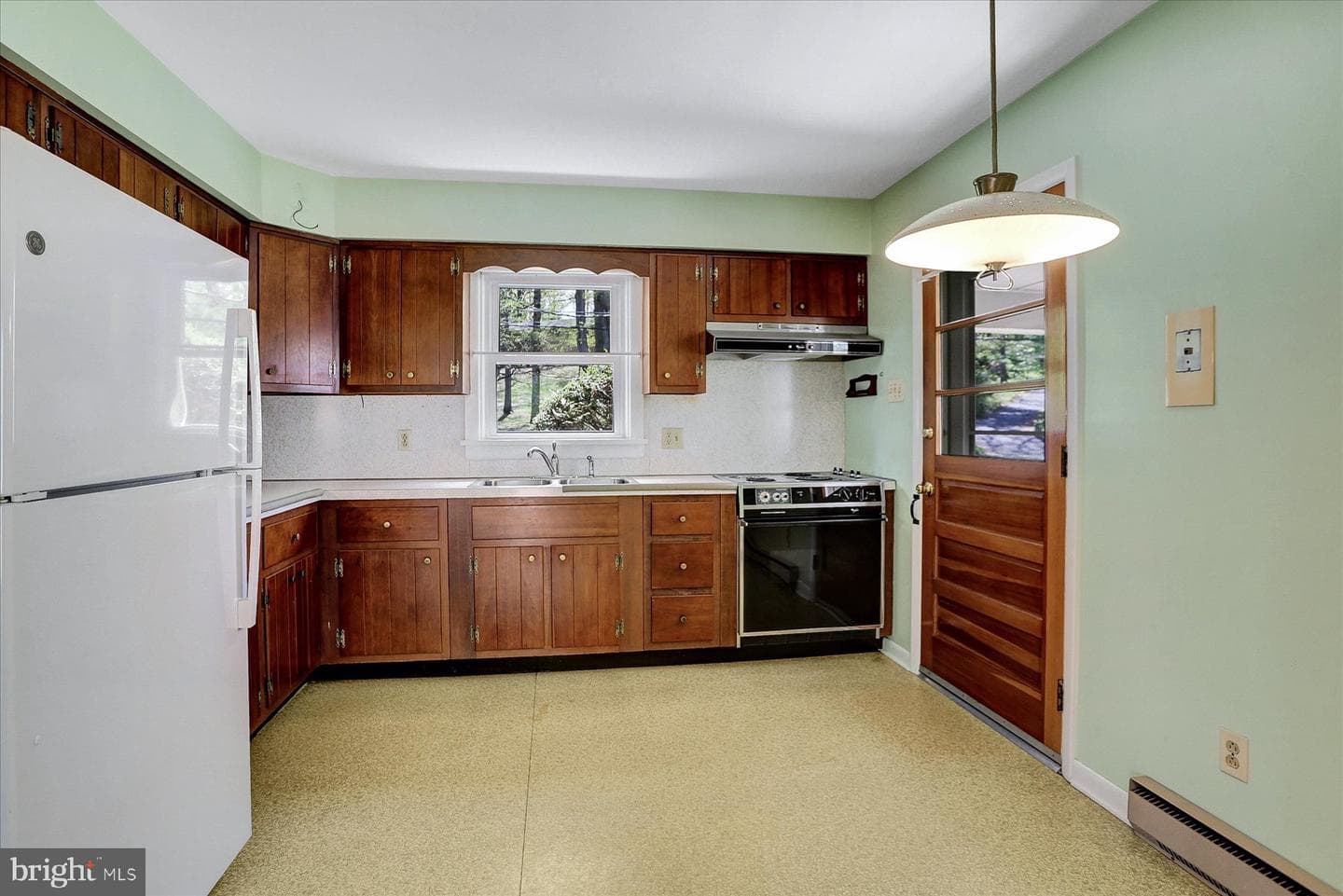 8 W Winding Hill Road photo 7