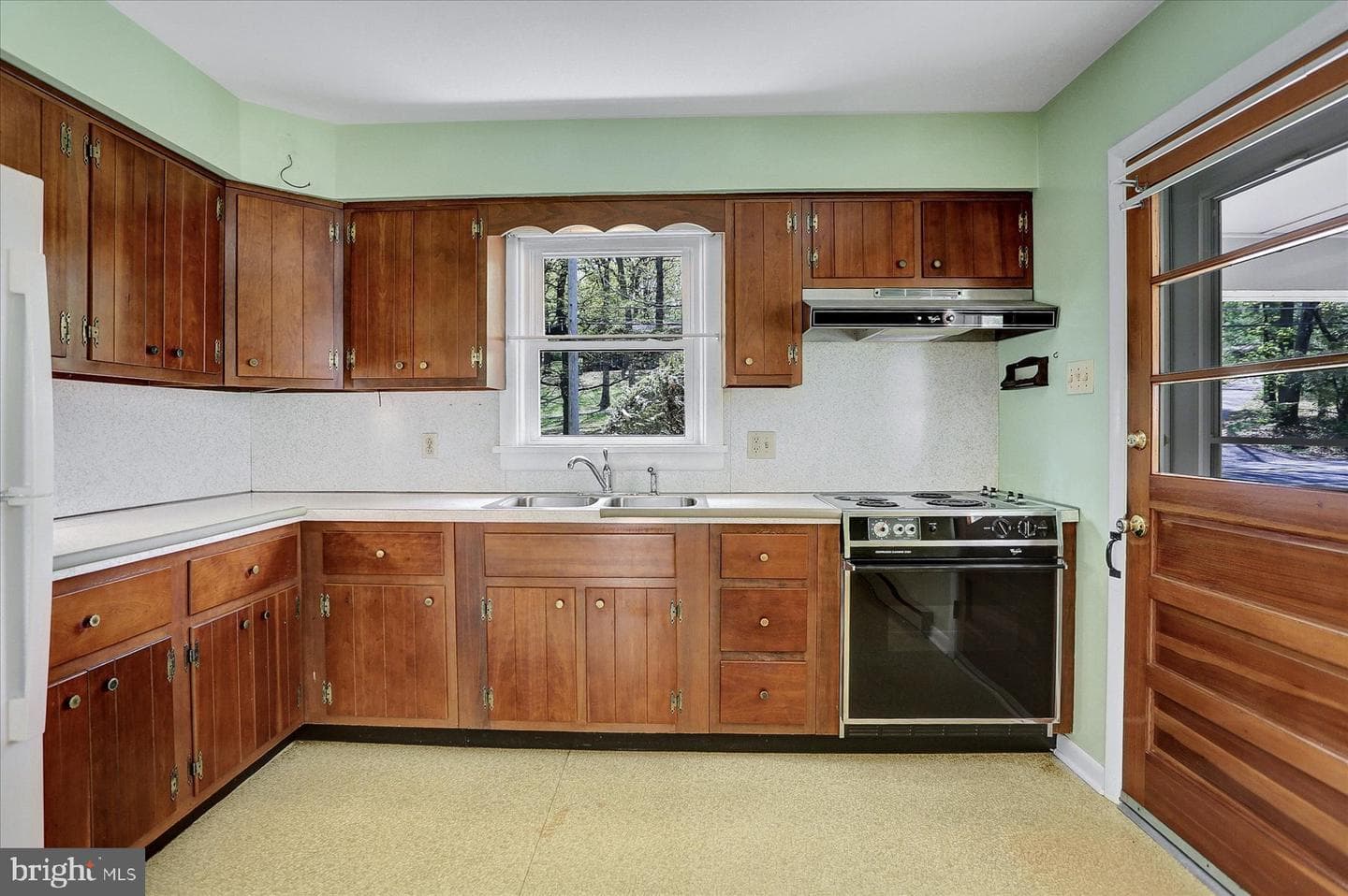 8 W Winding Hill Road photo 8