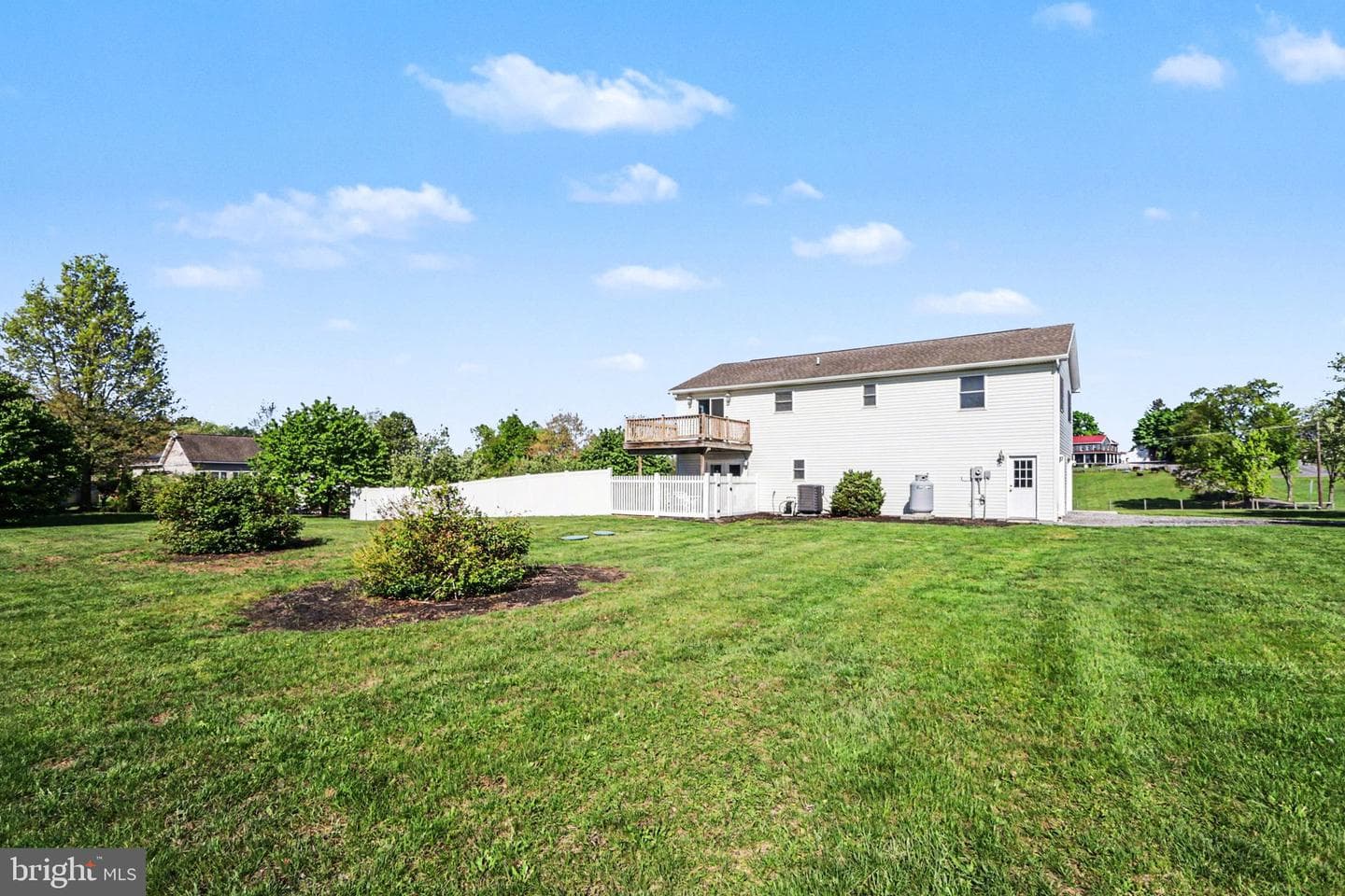 101 Deerview Drive photo 26