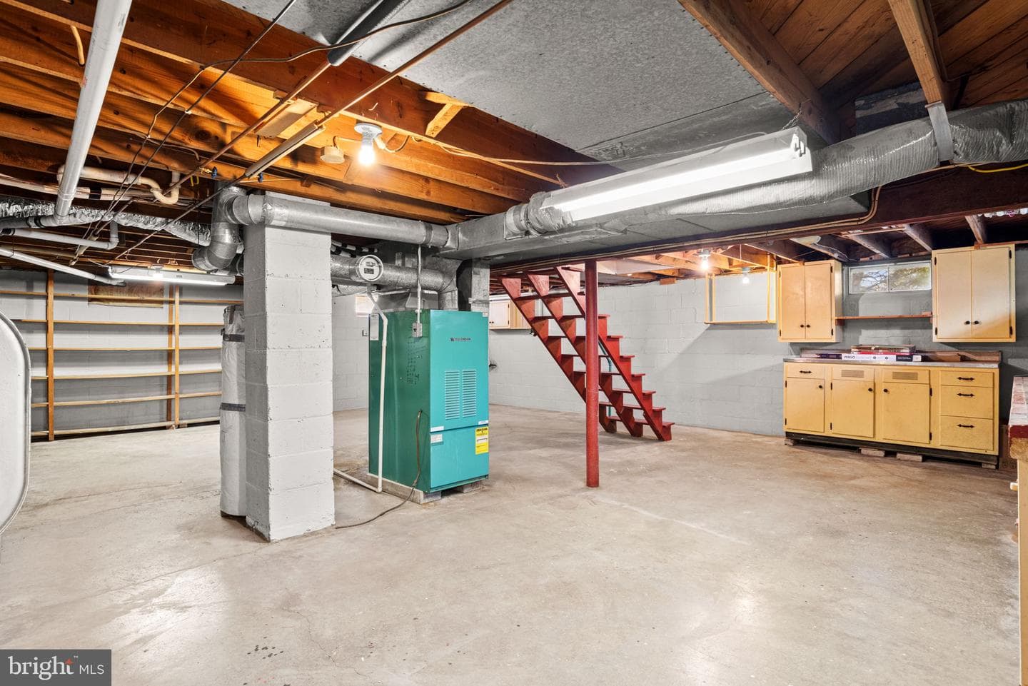 1833 Spring Road photo 26