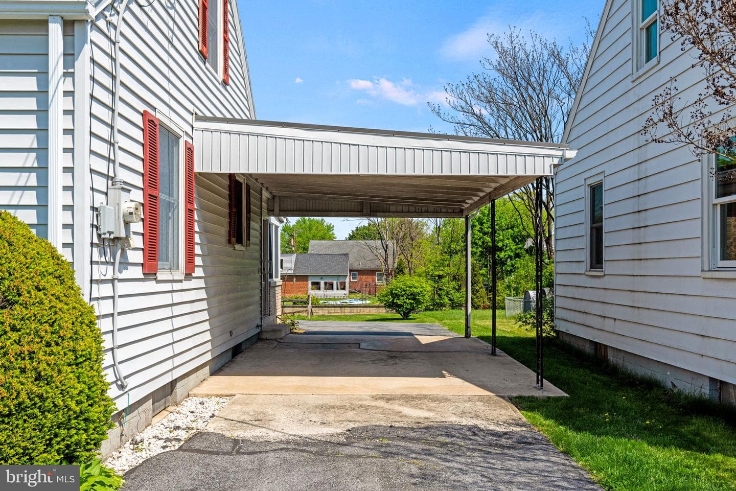 1833 Spring Road photo 27