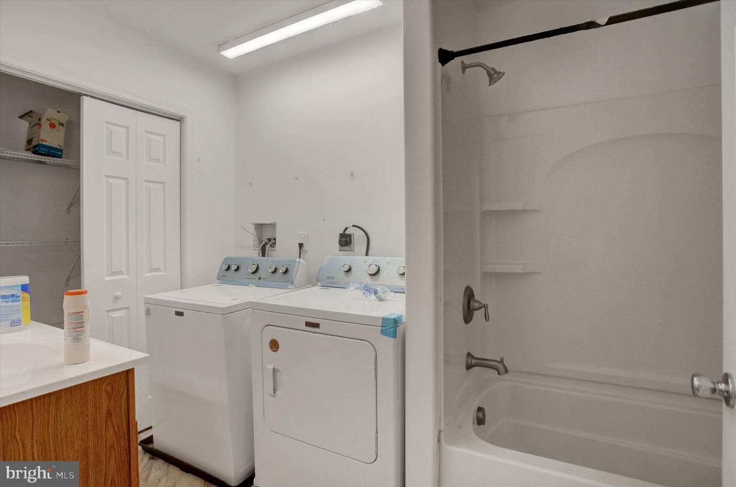 114 E Orange Street photo 13