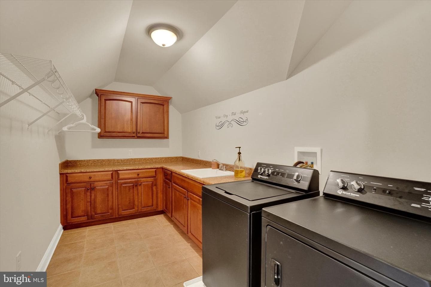 1416 Summit Way photo 39