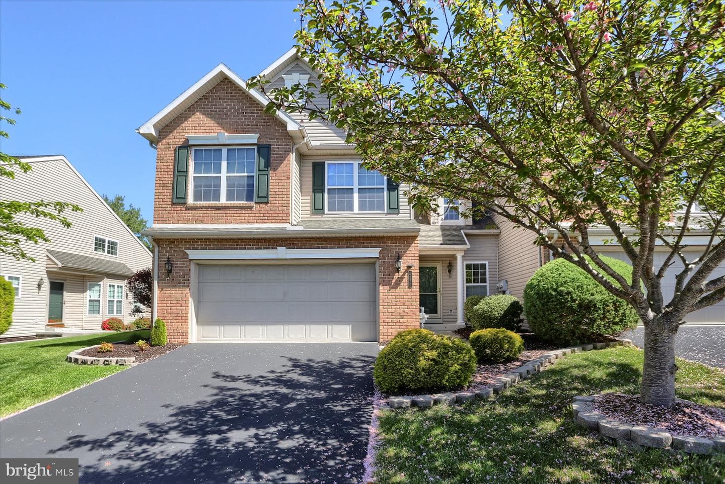 4250 Roth Farm Village Cir