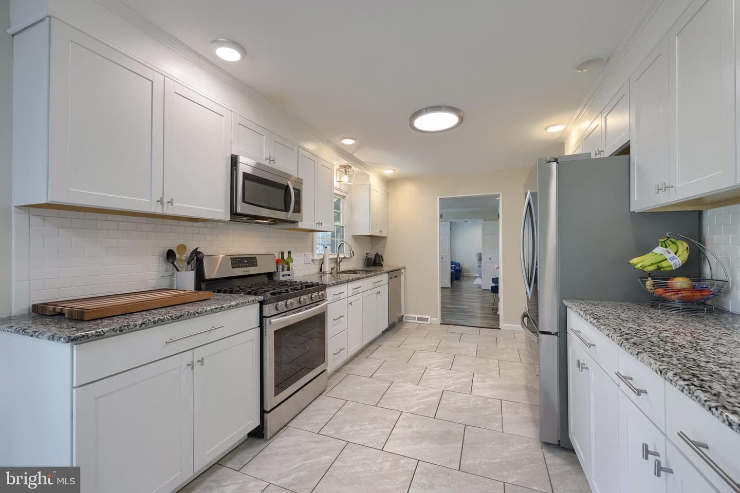 483 Woodcrest Drive photo 28